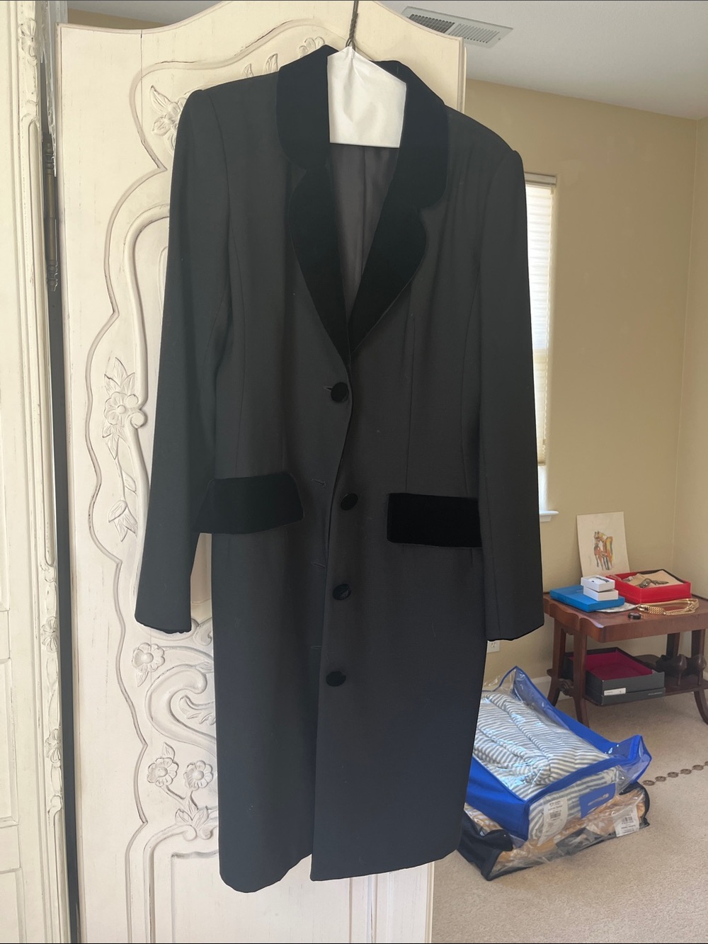 Classic Black Women's Long Coat with Velvet Trim